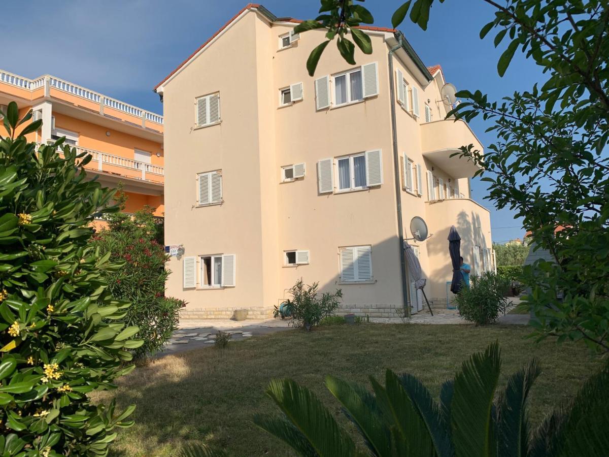 Apartman Theresa Barbat na Rabu Buitenkant foto
