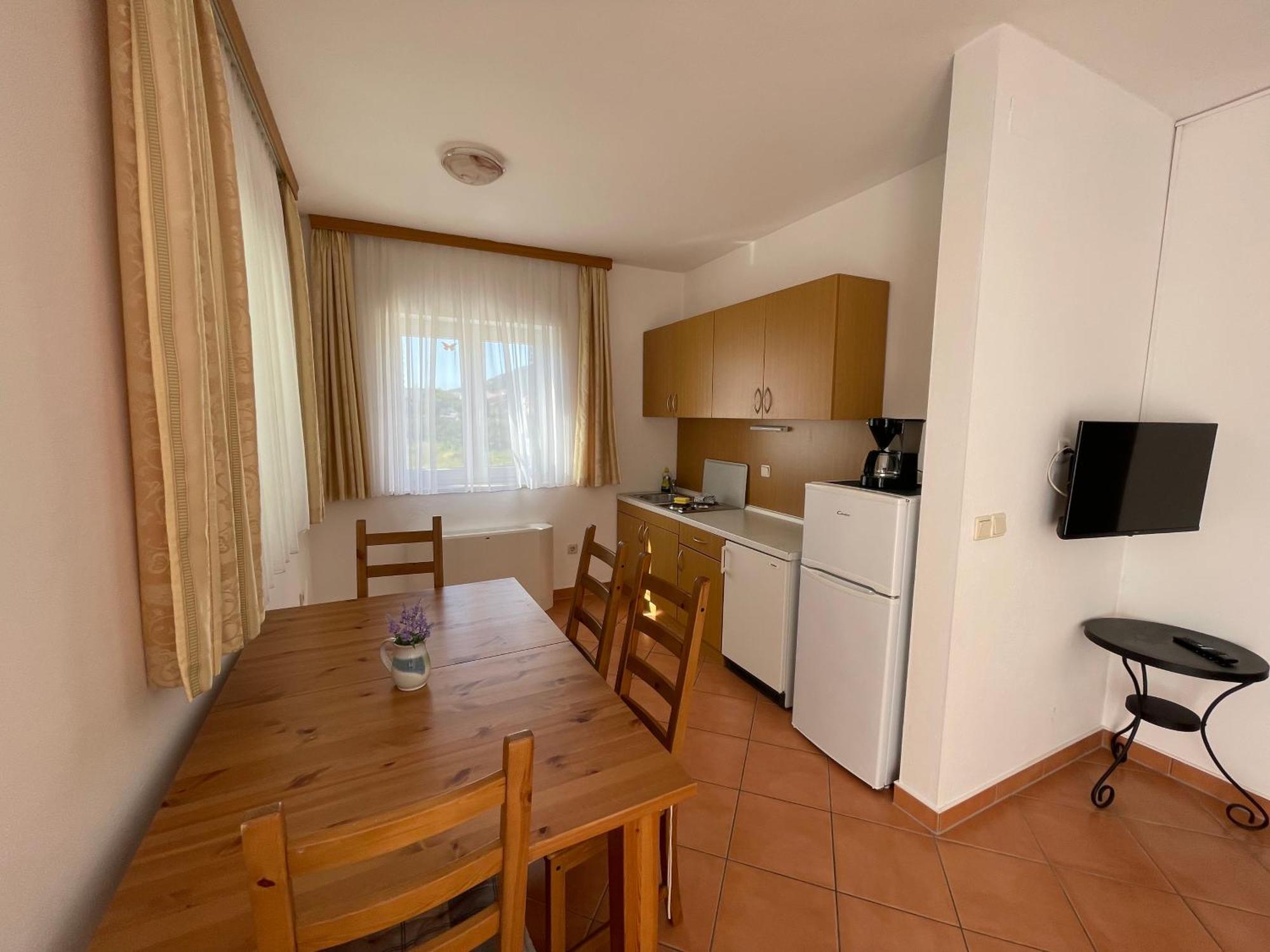 Apartman Theresa Barbat na Rabu Buitenkant foto